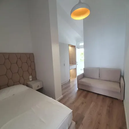 Otel Murati 3*